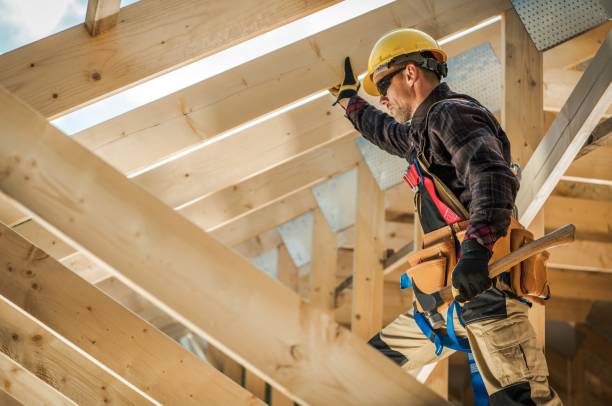 Roof Gutter Cleaning in Redwood, OR